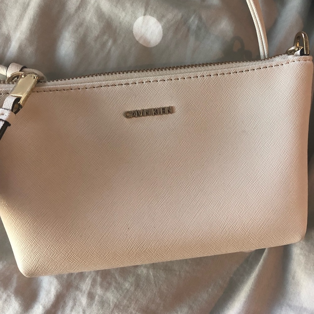 Little crossover Calvin Klein in eggshell